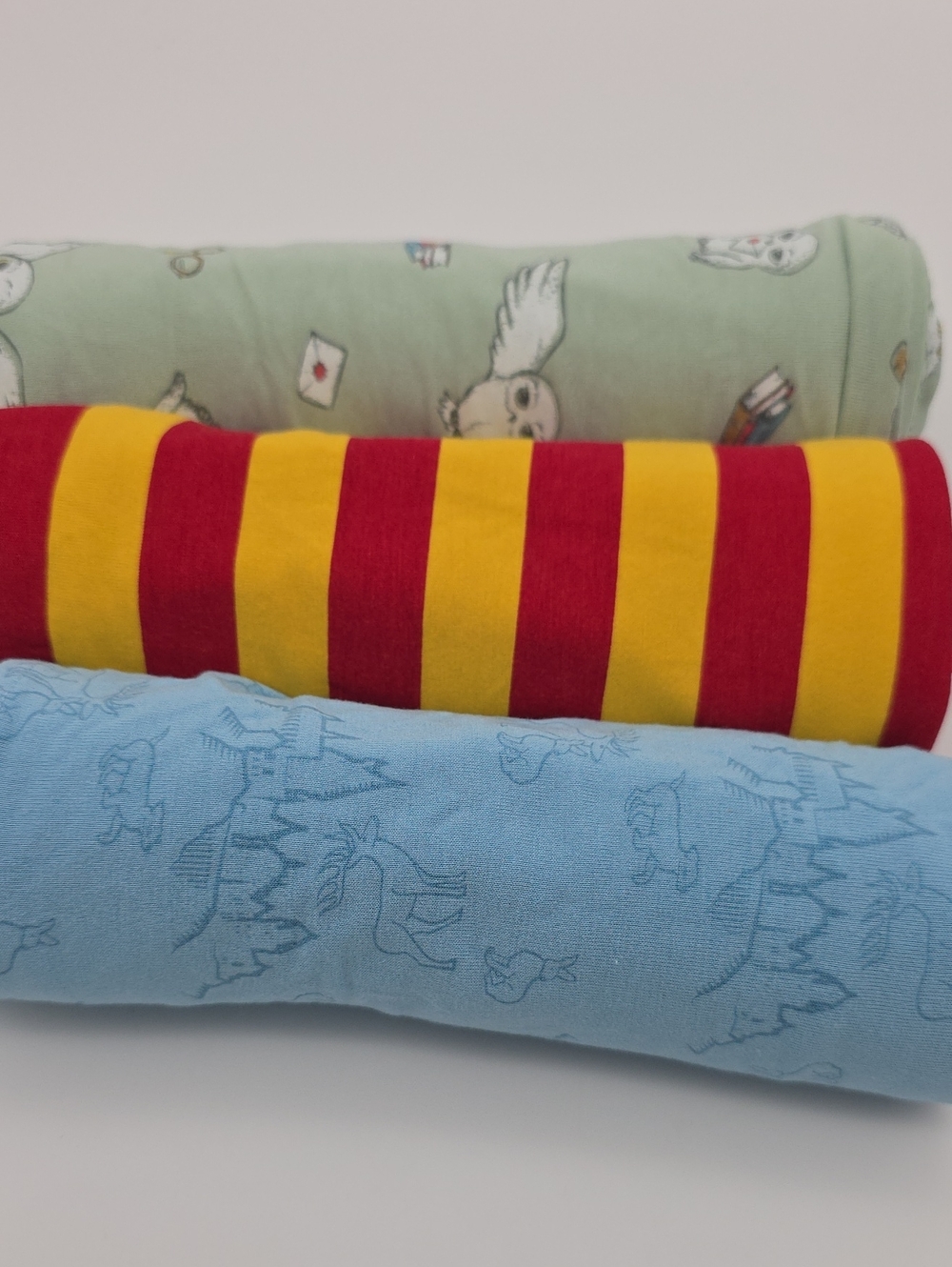Wizarding World Of Harry Potter Lot of 3 Receiving Blankets Gryffindor Hedwig